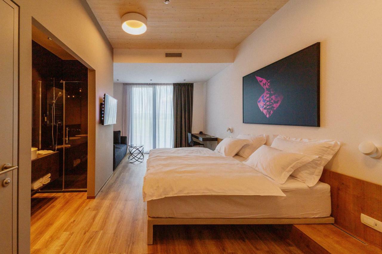 Wud Hotel 3*